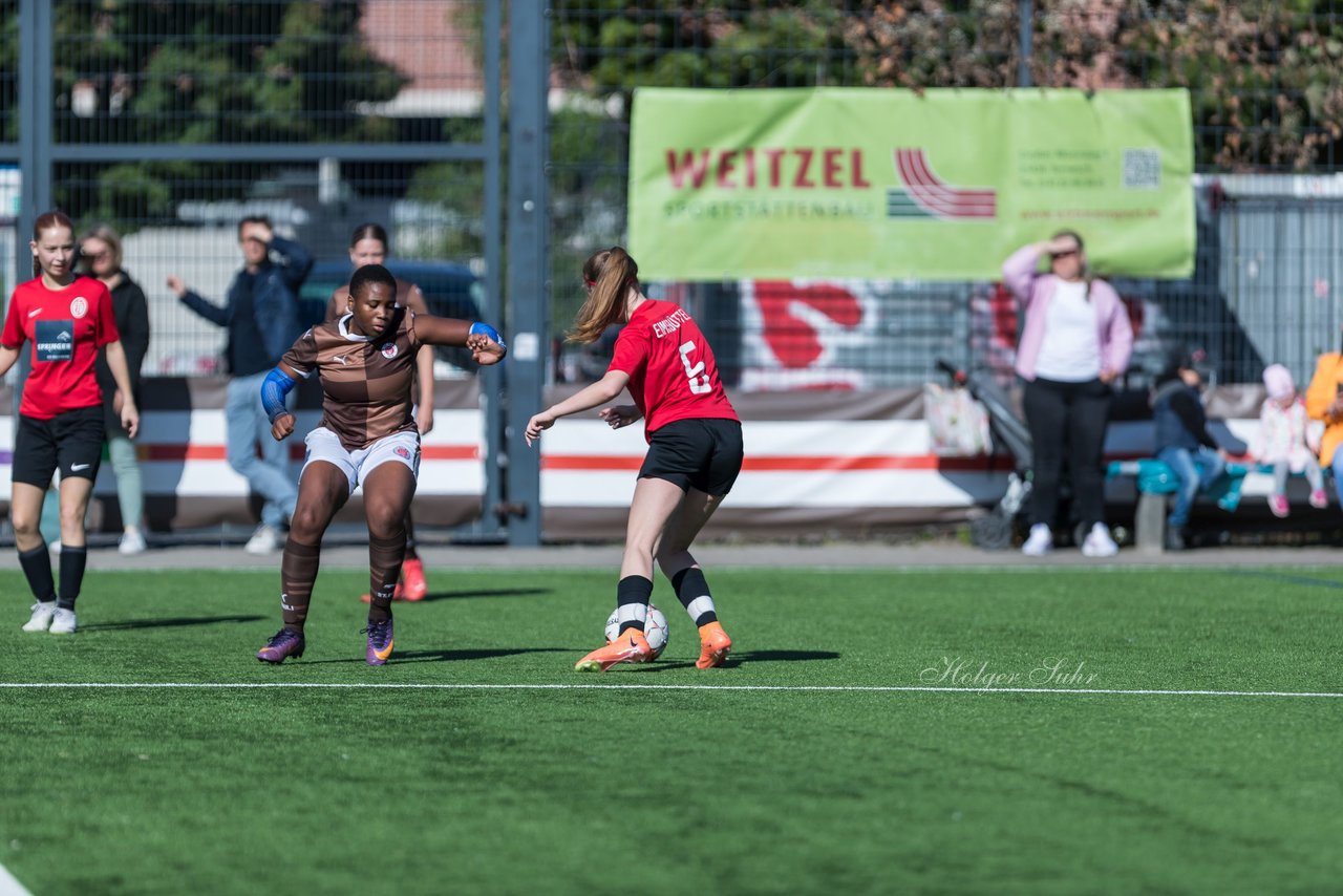 Bild 146 - wBJ FC St. Pauli - Eimsbuetteler TV : Ergebnis: 3:4